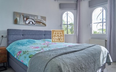 Уютная вилла с прекрасным видом на море и Альтею.